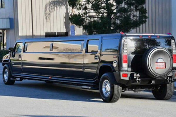 Luxurious Hummer limo